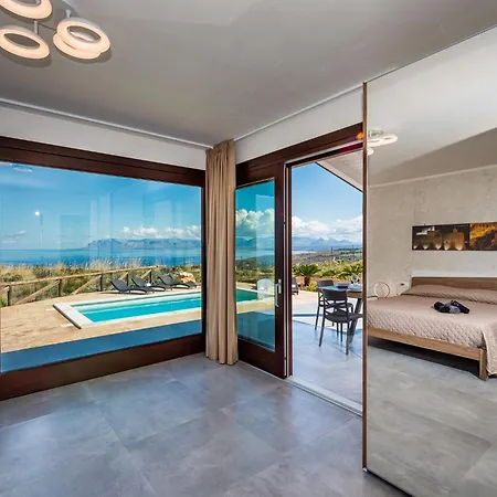Rocchi Livreri By Interhome